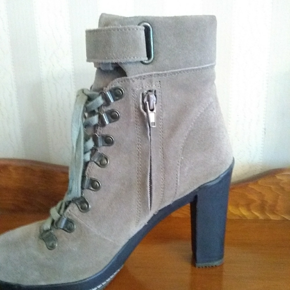 Kelsi Dagger Sand 'Rane' Bootie - Picture 3 of 8